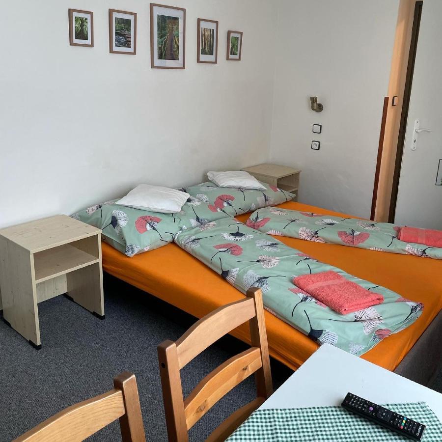 Penzion Slunecnice Dvůr Králové nad Labem Kültér fotó