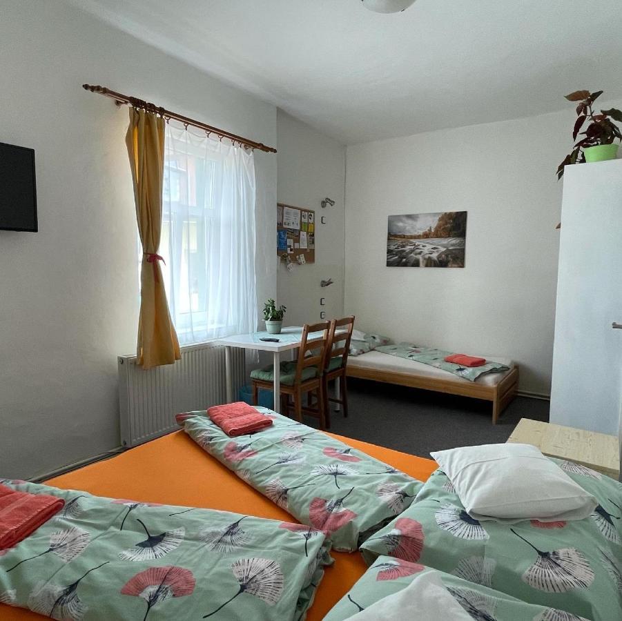 Penzion Slunecnice Dvůr Králové nad Labem Kültér fotó